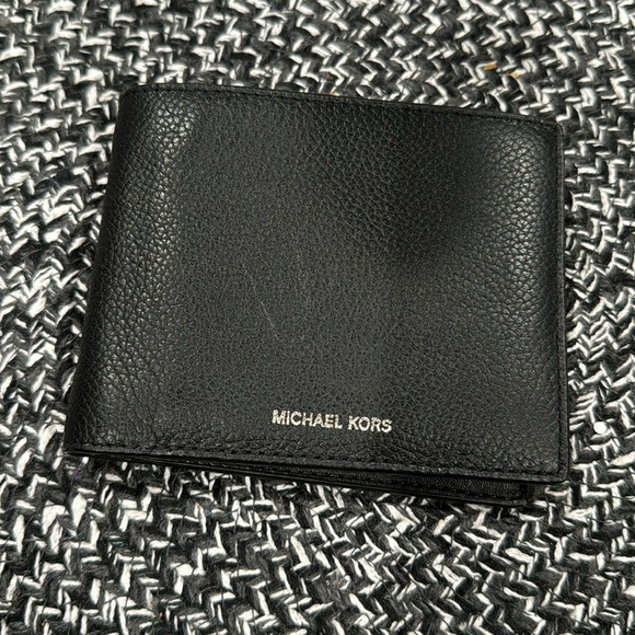 Men’s black Michael Kors pebbled leather wallet - Picture 1 of 11